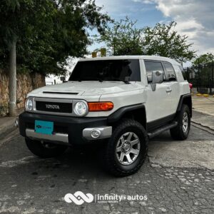 Toyota FJ-Cruiser 2023